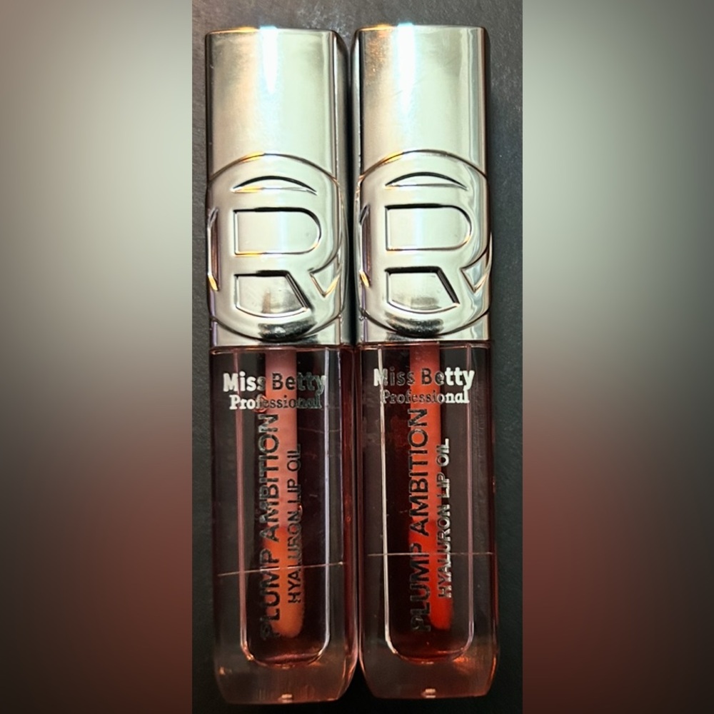 MISS BETTY PLUMP AMBITION Lip Gloss Scarlet, Blush